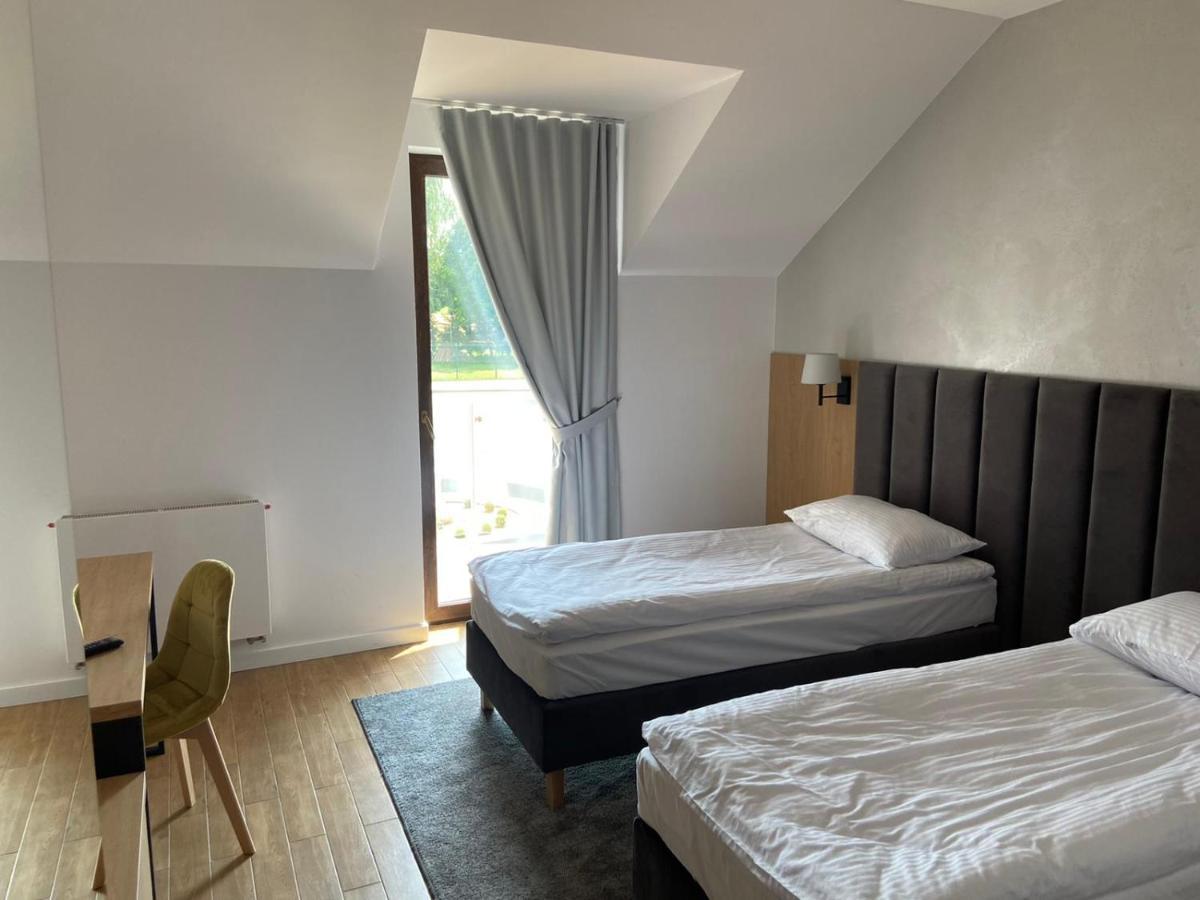 Hotel Sebory Пшасниш Екстер'єр фото