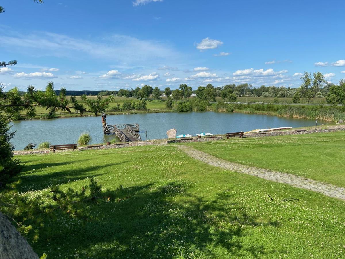 Hotel Sebory Пшасниш Екстер'єр фото