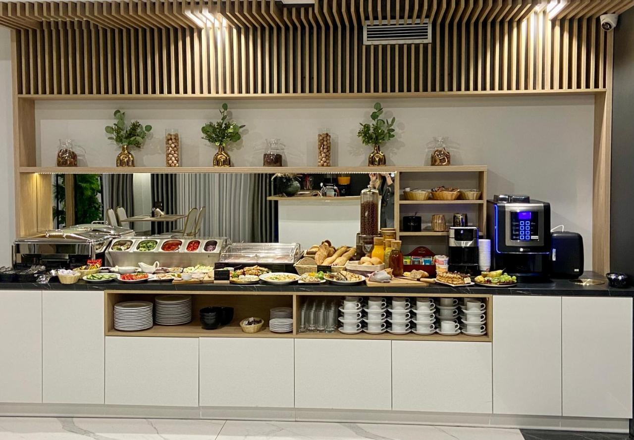 Hotel Sebory Пшасниш Екстер'єр фото